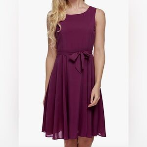 Beautiful Zeagoo Sleeveless Chiffon A-Line Pleated Dress Burgundy Wine Size XL